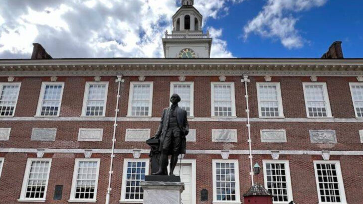 12 Iconic Statues Across Pennsylvania That Have Become Local Landmarks