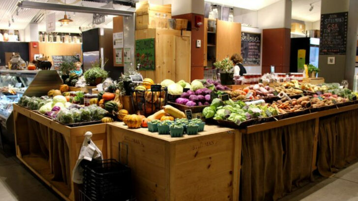 13 Farmers Markets in Massachusetts Where You Can Taste the Entire State in a Single Morning Walk