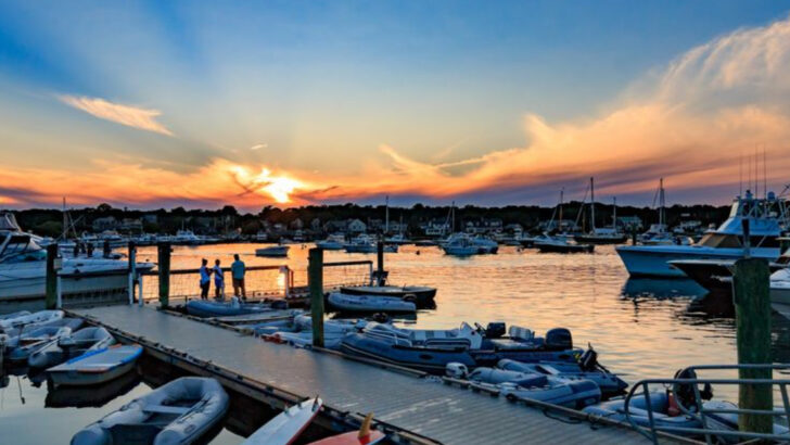 13 Massachusetts Harbor Towns Where Families Can Spend an Entire Day Without Getting in the Car
