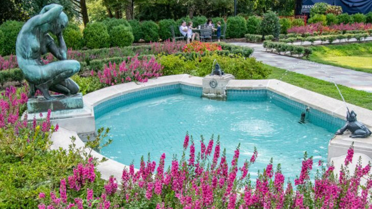 13 Public Gardens In North Carolina That Make A Strong Case For Skipping The Beaches This Spring