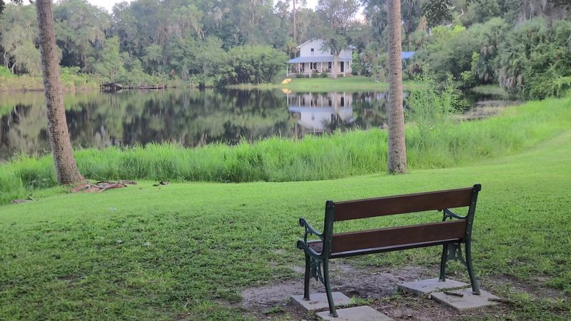 Cassadaga &mdash; Florida's Spiritualist Camp Town