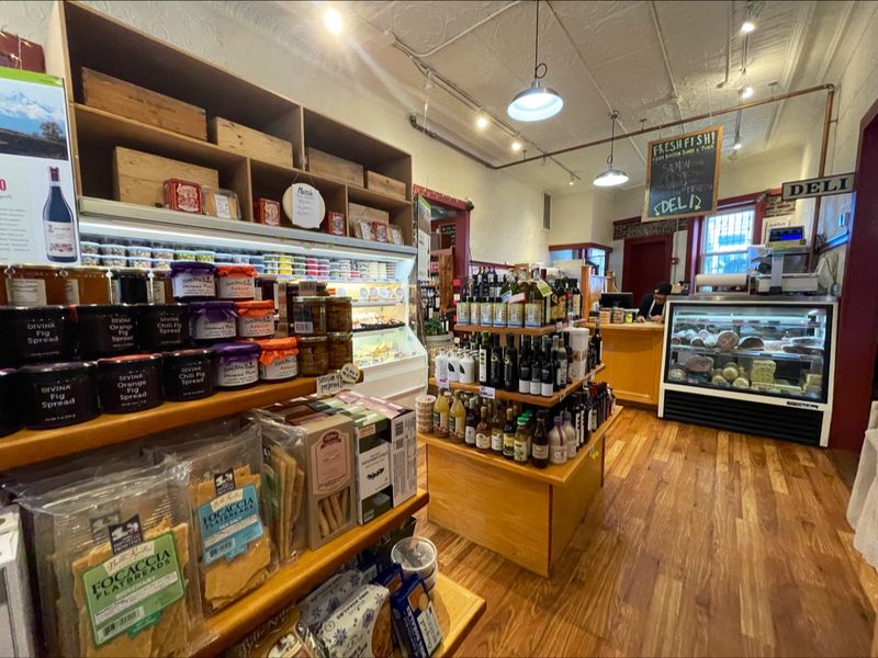 Dave&rsquo;s Fresh Pasta - Somerville