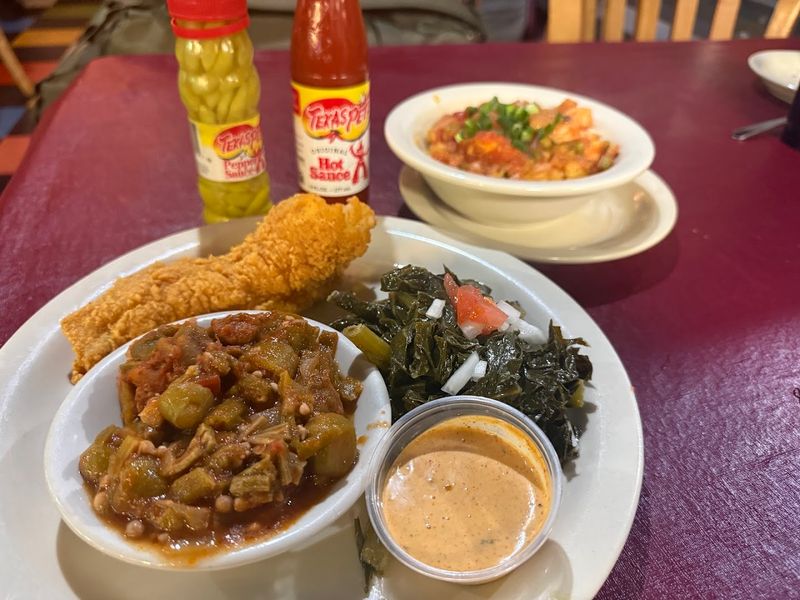 Mert&rsquo;s Heart & Soul - Charlotte