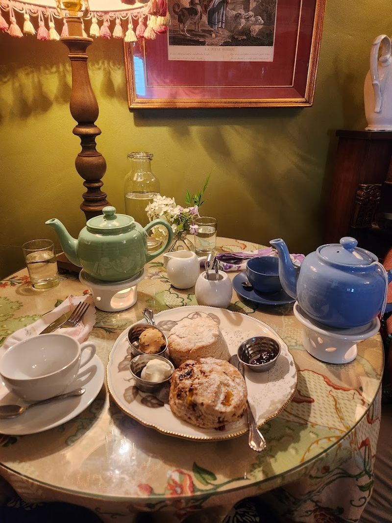 A Small-Town Tea Room With a Big Reputation