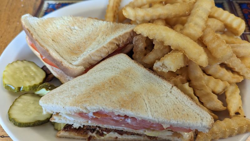 BLT Platter Worth Writing Home About