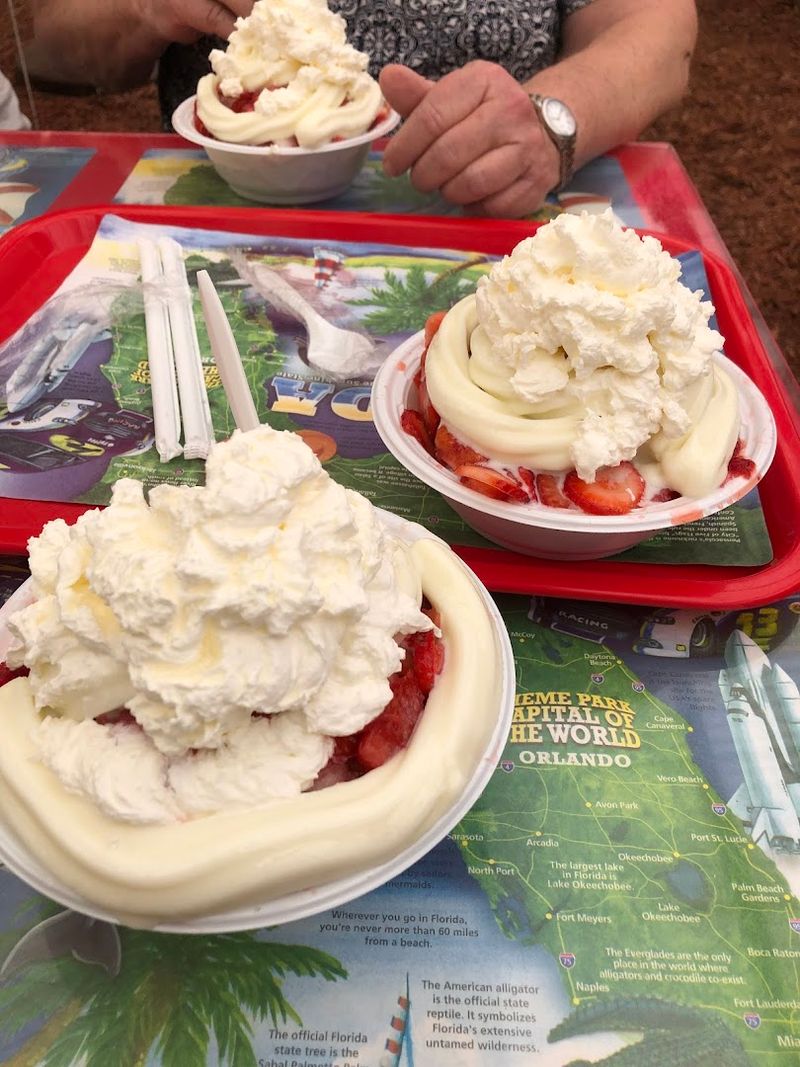 The Famous Strawberry Shortcake Everyone Talks About