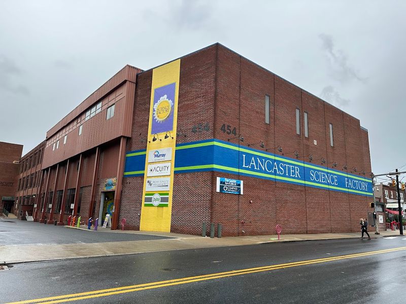 A Four-Story Hands-On Science Playground