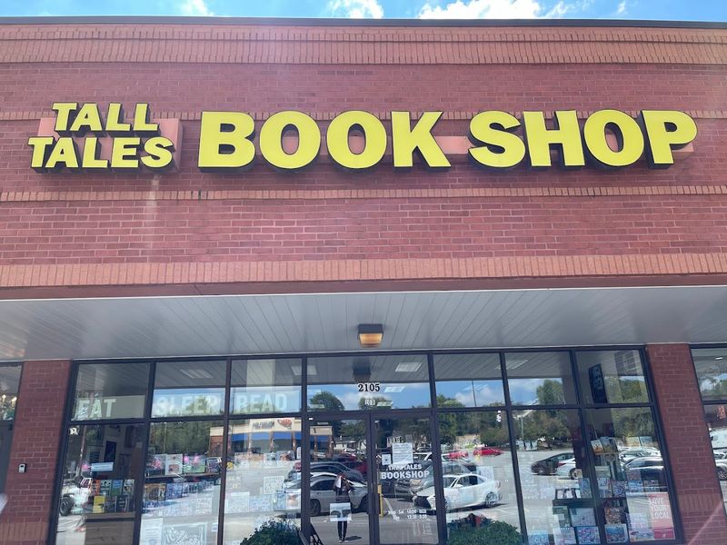 A Neighborhood Bookstore That Feels Instantly Familiar