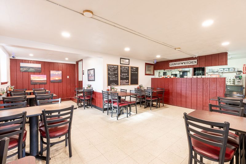 A Breakfast Spot That Feels Like a Local Tradition