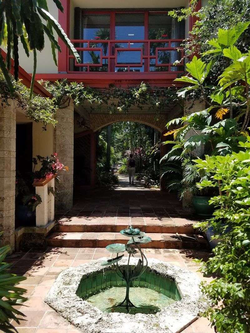 A Blend of Architecture and Nature