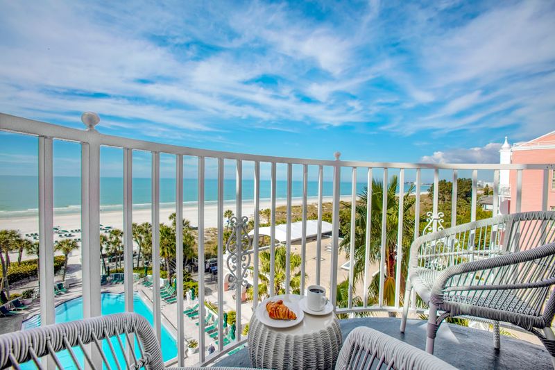 The Haunted Romance &mdash; Ghosts of Thomas and Lucinda