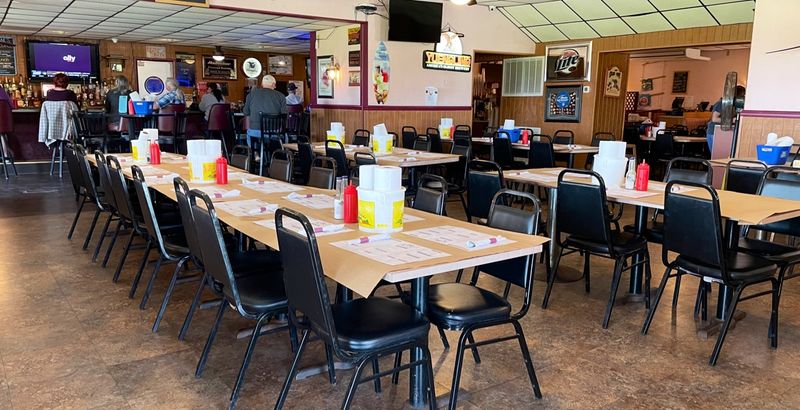 The Cozy Room That Keeps Things Unfussy