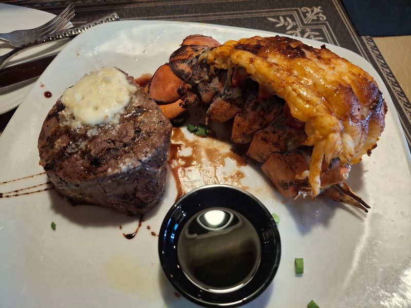 A Filet Mignon That Steals the Spotlight