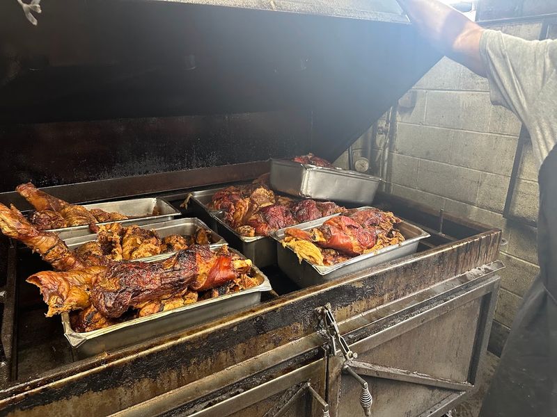 Visitor Tips: What to Order and When to Go