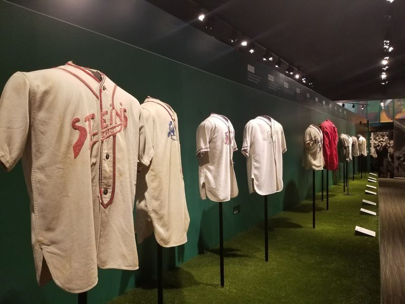 Immersive Six-Inning Layout