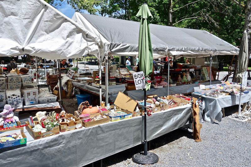 Weekend-Only Hours That Make Every Visit Feel Special