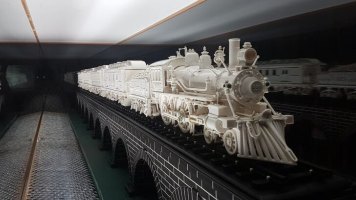 A Small Ohio Museum Turns Hand-Carved Trains Into One Of The State&rsquo;s Most Unusual Stops