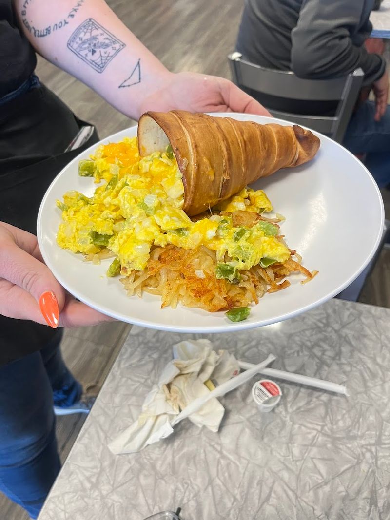 The Cone Sandwich &mdash; Delaney's Quirky Signature Surprise