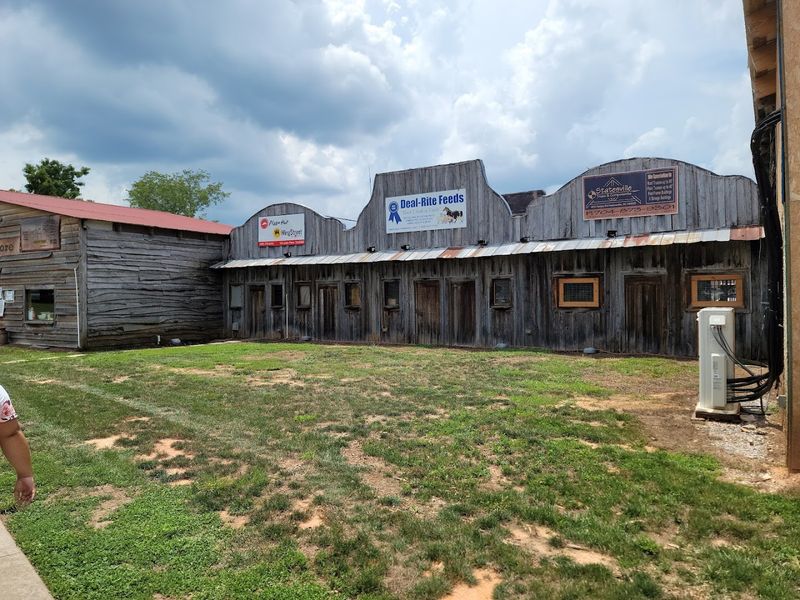 Visiting With Kids: Restrooms, Strollers, Snacks