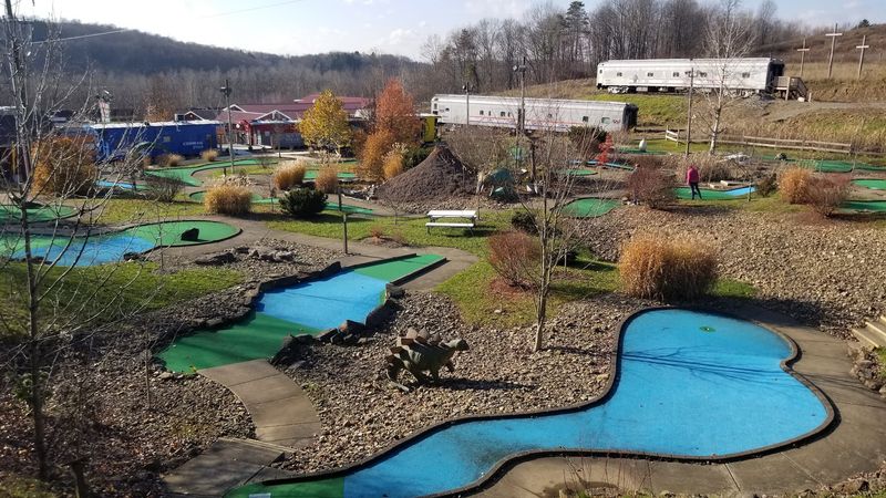 Jurassic Putt mini golf with dinosaurs