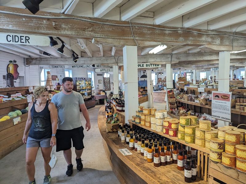 Fresh Apple Cider and Specialty Drinks