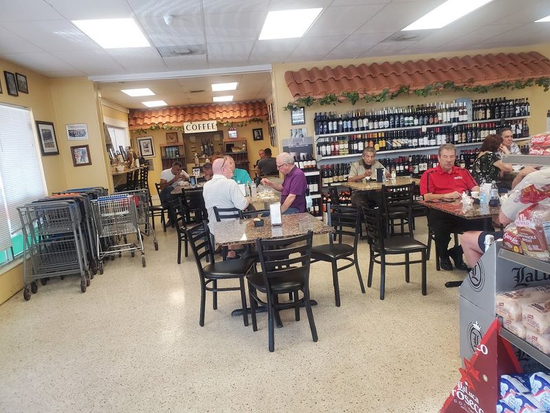 The In-Store Cafe and Fresh Coffee Experience