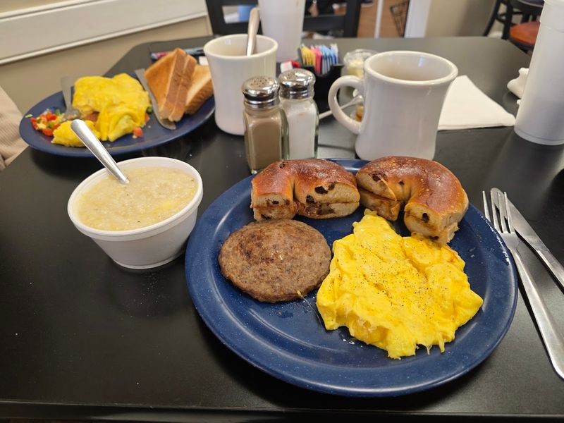 Carolina Bagel Co & Deli - New Bern, NC