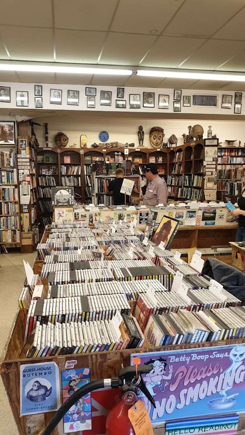 A Treasure Hunt Atmosphere