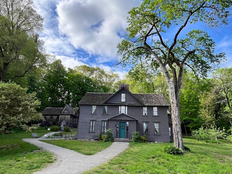 Emerson, Thoreau, Alcott, and Hawthorne Homes (Concord Area)