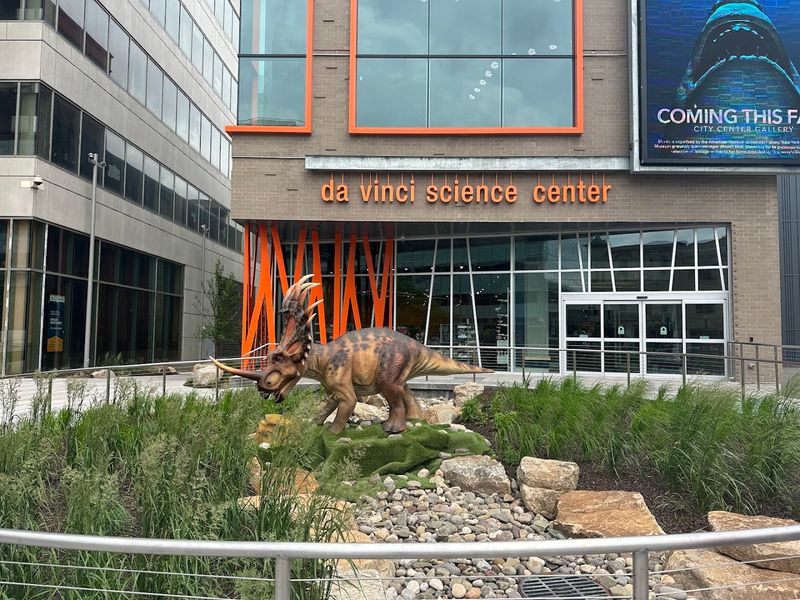 Practical Visitor Tips: Tickets, Parking, Hours, and Accessibility