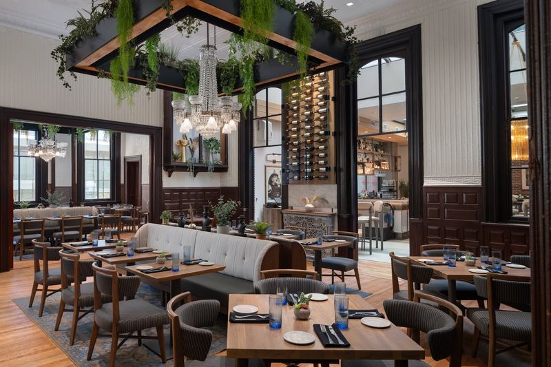 Hook and Ladder Sky Bar & Kitchen (Conshohocken, PA)