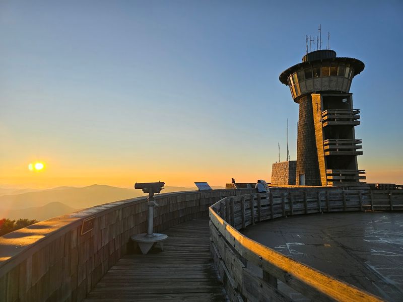 Brasstown Bald Summit Trail