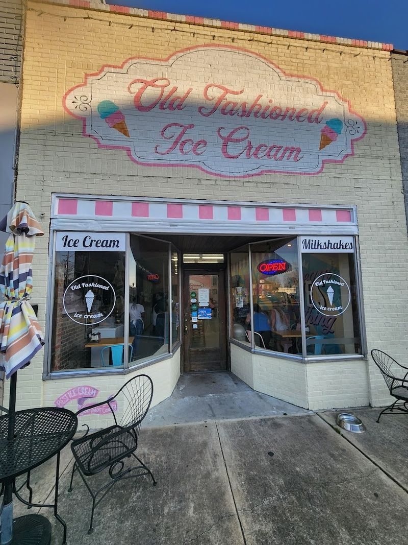 Old Fashioned Ice Cream (Selma)