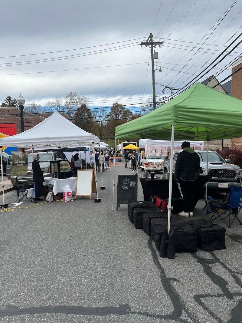 Downtown State College Farmers Market &ndash; State College