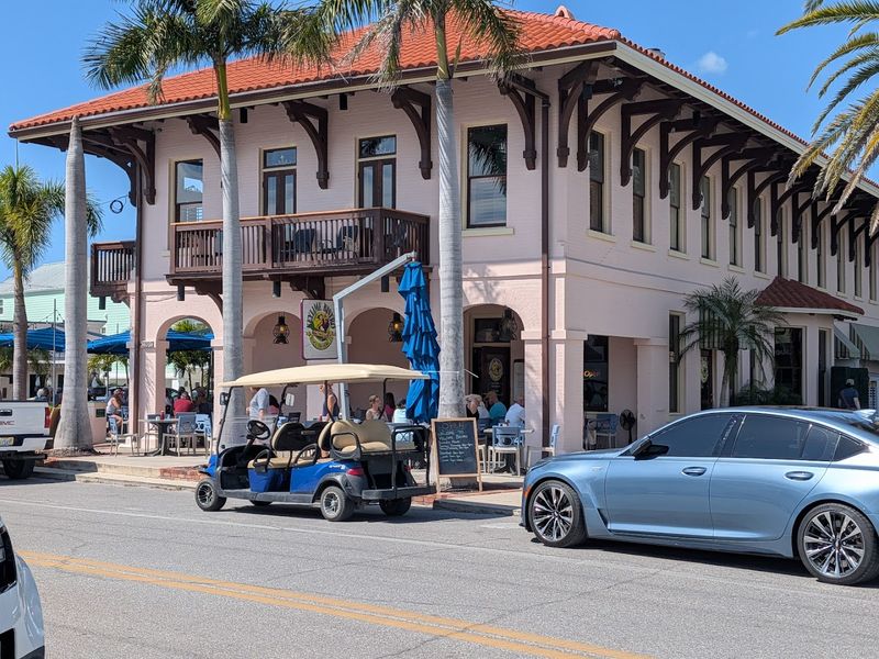 Old Money Culture and Low-Key Luxury