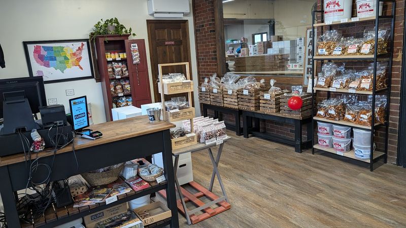 Shipping, Service, and Gifting