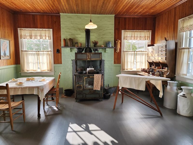 The Beautifully Preserved Keeper's Quarters