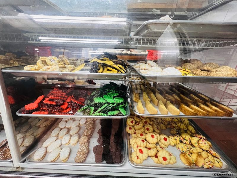 Colombino Italian Bakery & Deli - West Palm Beach