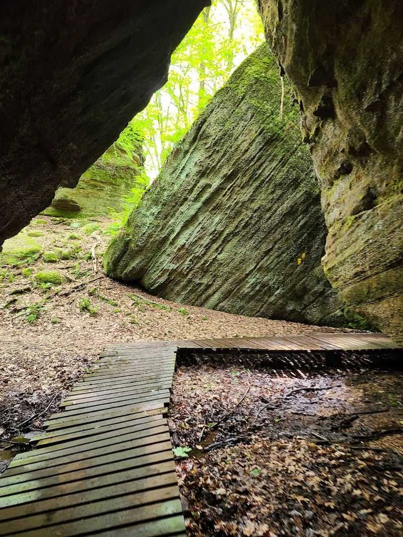Cascade Falls Trail &ndash; Nelson Kennedy Ledges State Park
