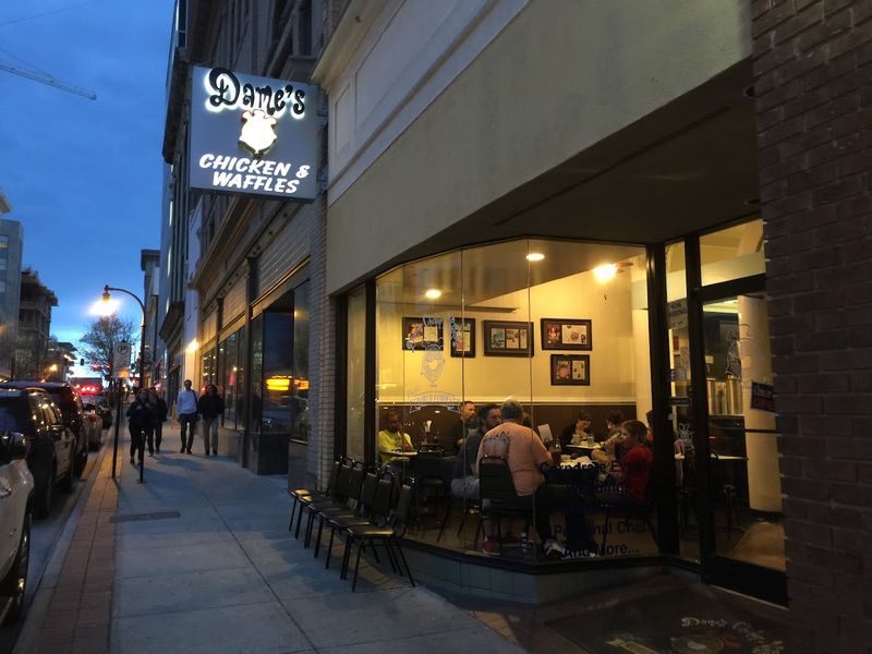 Dame's Chicken & Waffles &ndash; Durham