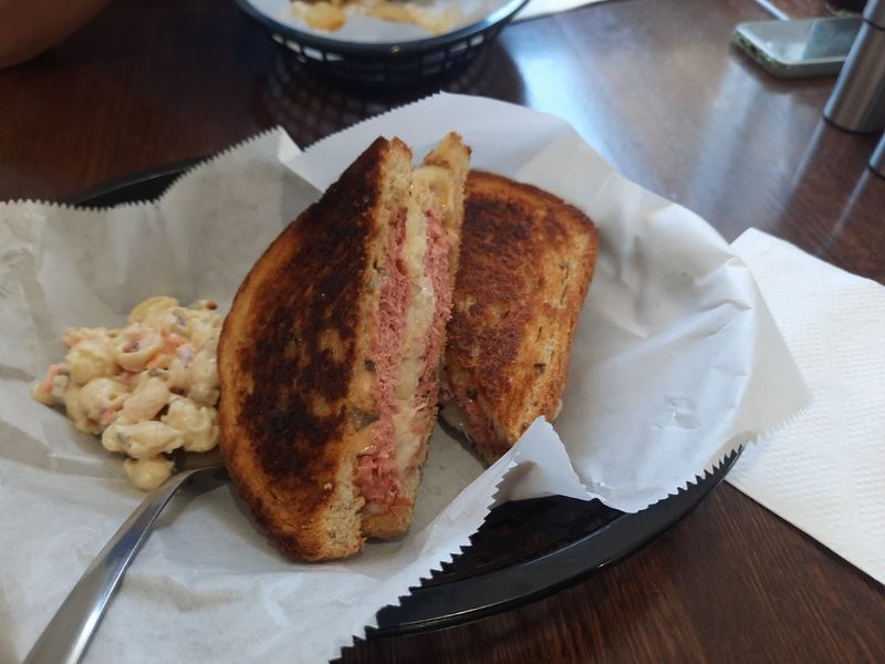 Great Gut Deli – Wanchese