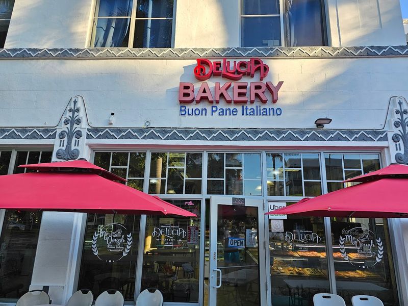 De Lucia Bakery Buon Pane Italiano - Miami Beach
