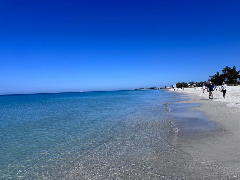 Manatee Public Beach - Holmes Beach, FL