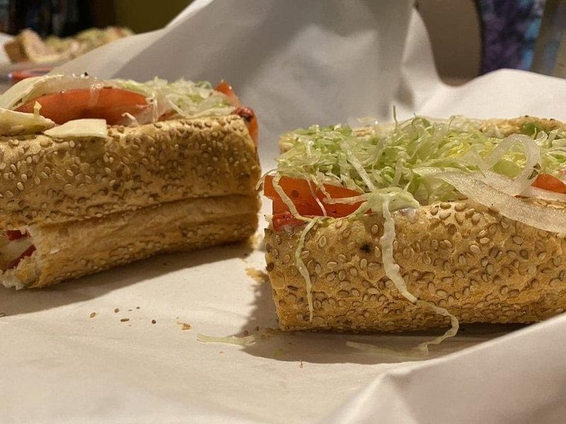 Marinucci's Deli (Philadelphia)