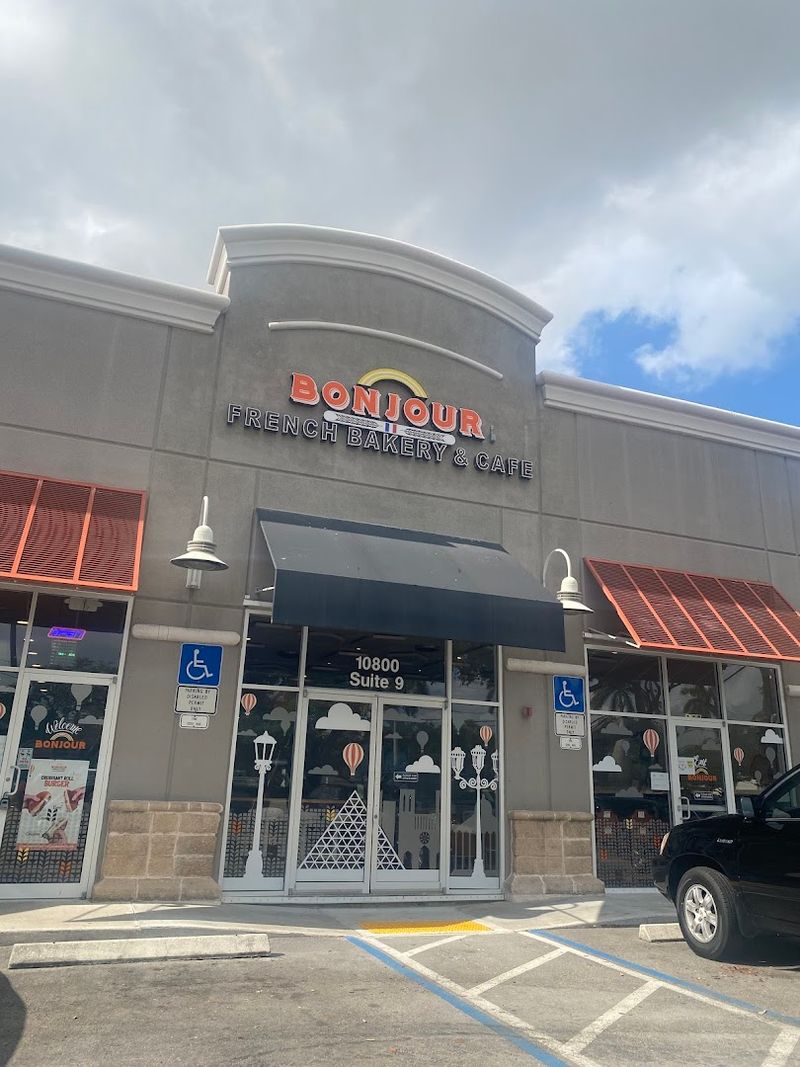 Bonjour French Bakery & Cafe - Pembroke Pines