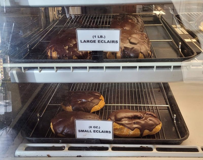 Eclairs So Big They Deserve Their Own Instagram Page