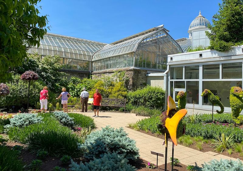 Columbus: Flowering Trails, Gardens, and a Food Scene Ready for Outdoor Dining