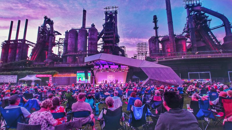 Musikfest Cafe and Year-Round Performances