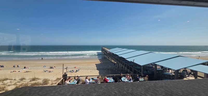 A Restaurant Literally Over the Ocean