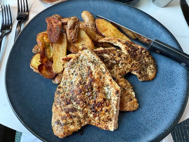 The Oak Room at the Granville Inn (Granville)